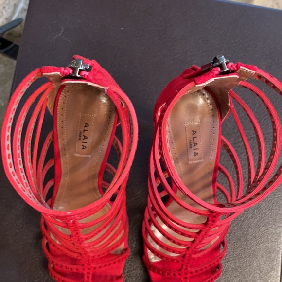 Alaia red suede heels - Picture 5 of 6